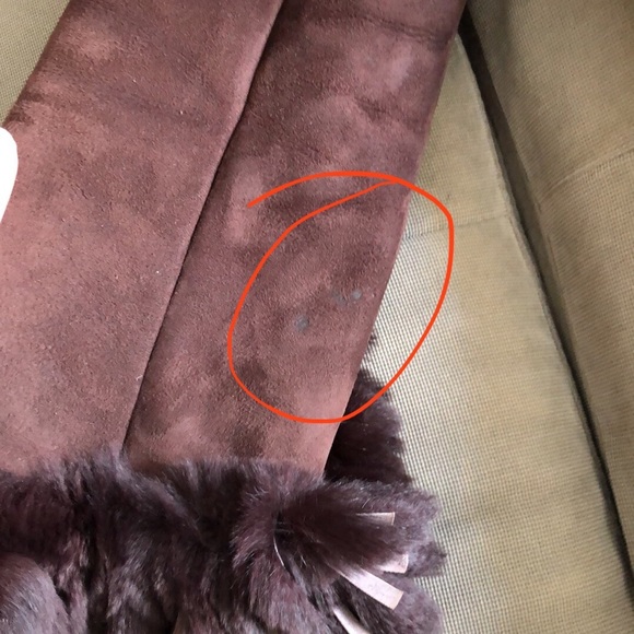 100% Lambs Shearling &rabbit fur trim, purchased @ Nordstrom.Very light but warm - Picture 12 of 13